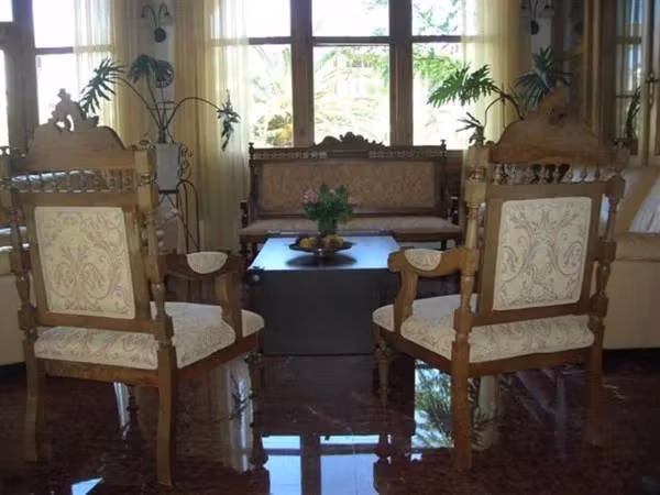 image url