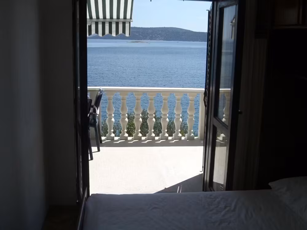 image url