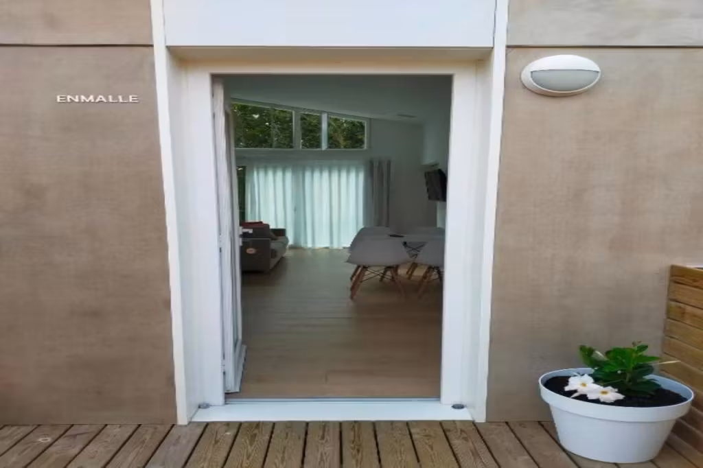image url