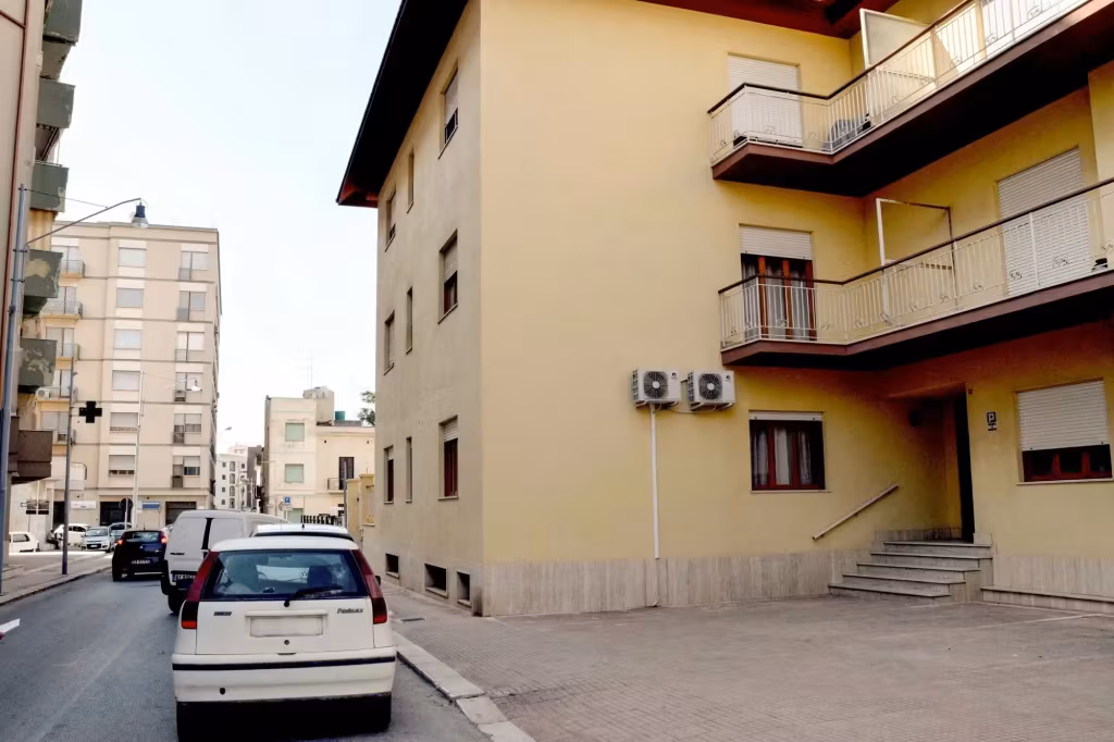 image url