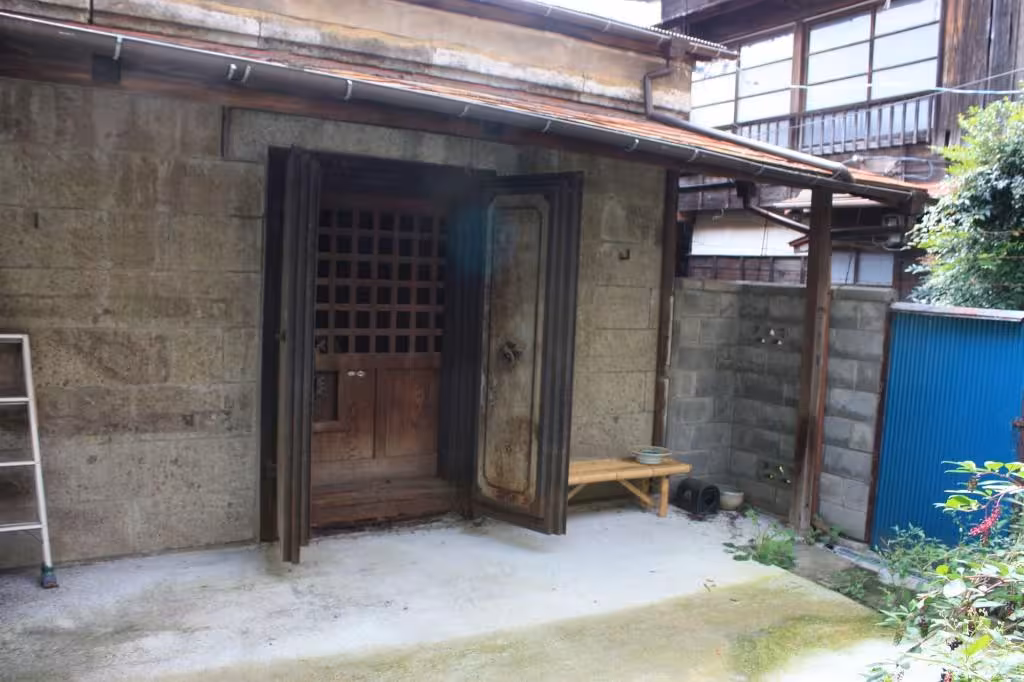 image url