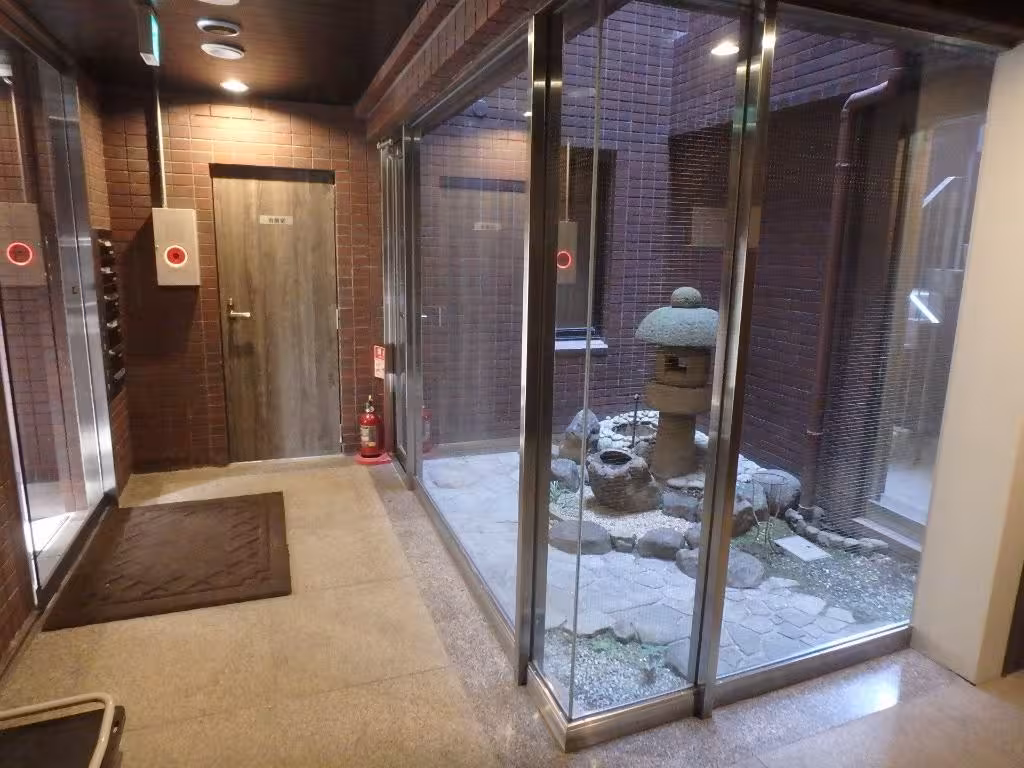 image url